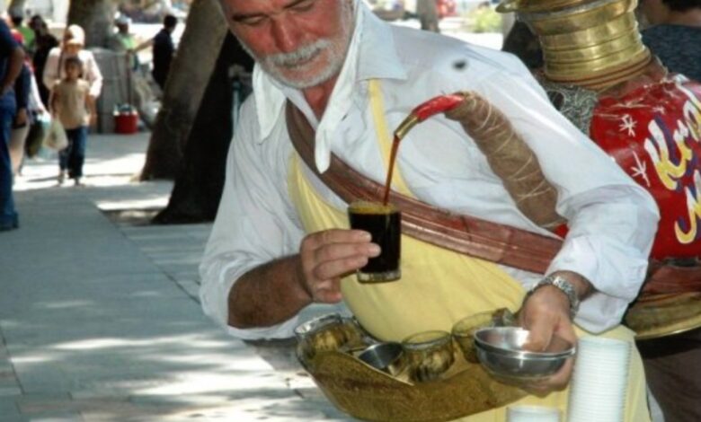 Şanlıurfa’da Ramazan’la Birlikte Meyan Şerbeti Tezgâhlarda