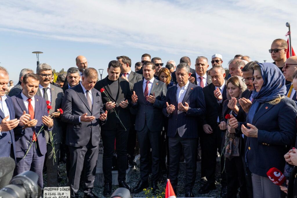 CHP Lideri Özel ve Başkan Tugay Hatay’da “Depremzedelere yönelik çabamız bundan sonra da sürecek”