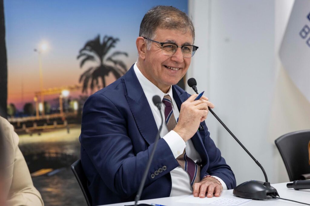 İzmir’de Romanlar için ortak akıl buluşması