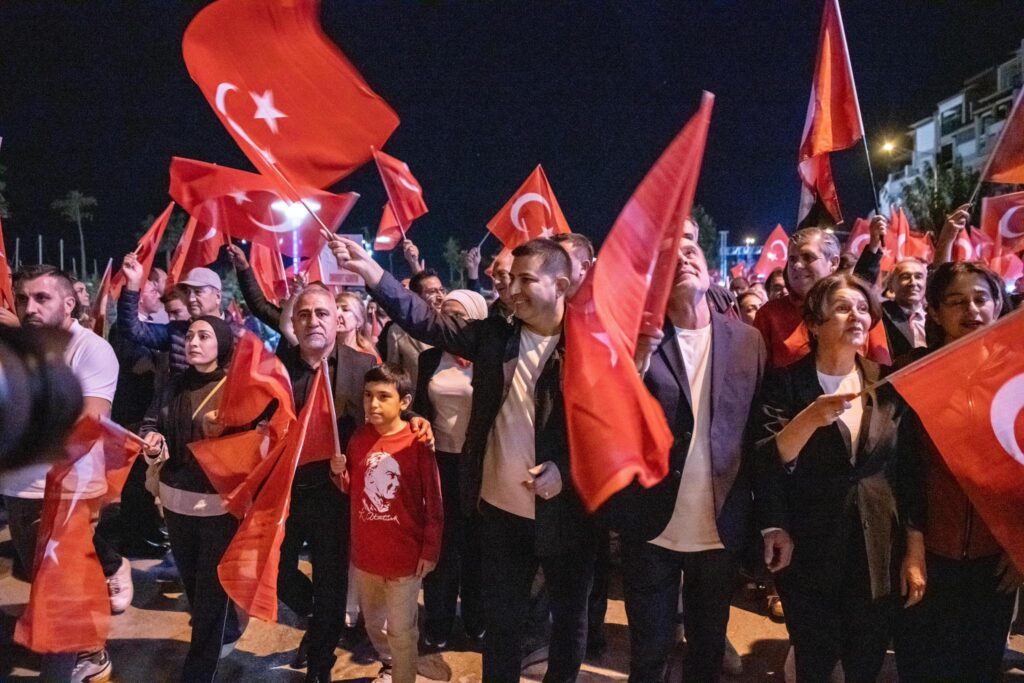 Kuşadası’nda Belediye Başkanı Tutuklandı, CHP’li Kürkçü’den Kararlı Mesaj