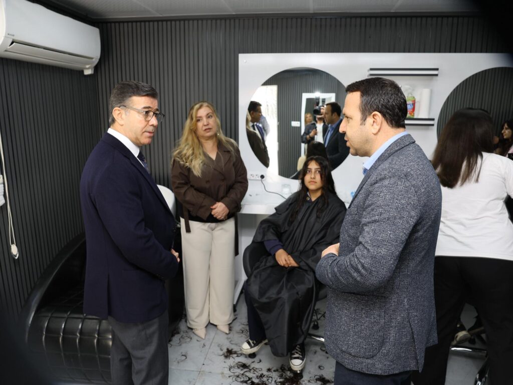 Siverek Belediyesi’nden Anlamlı Hizmet: Millet Kadın Kuaförü Açıldı