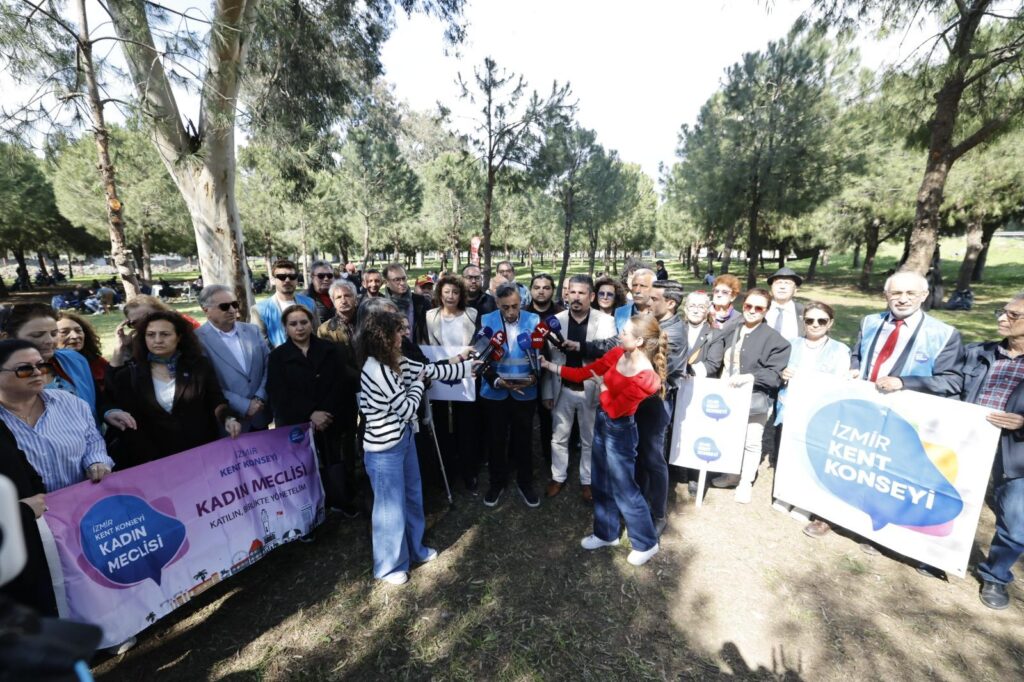 İzmirli sanatçılardan ve Kent Konseyi’nden Meslek Fabrikası için destek